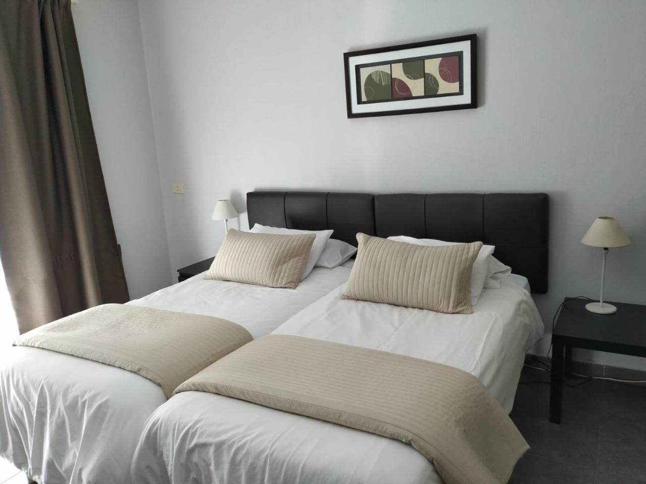 Apartamentos El Patio Los Llanos De Aridane Eksteriør billede