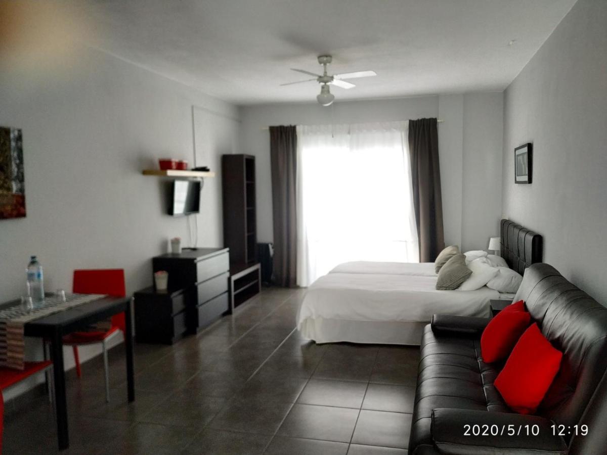 Apartamentos El Patio Los Llanos De Aridane Eksteriør billede